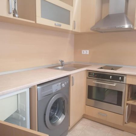 Spacious Fully Furnished Studio In Kavarna Apart Hotel Ngoại thất bức ảnh