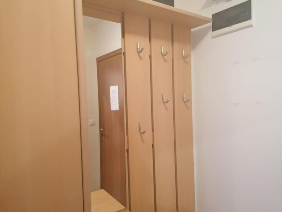 Spacious Fully Furnished Studio In Kavarna Apart Hotel Ngoại thất bức ảnh